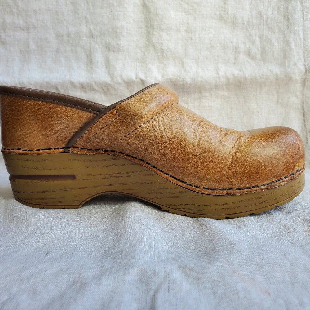 Dansko Clogs (Honey)